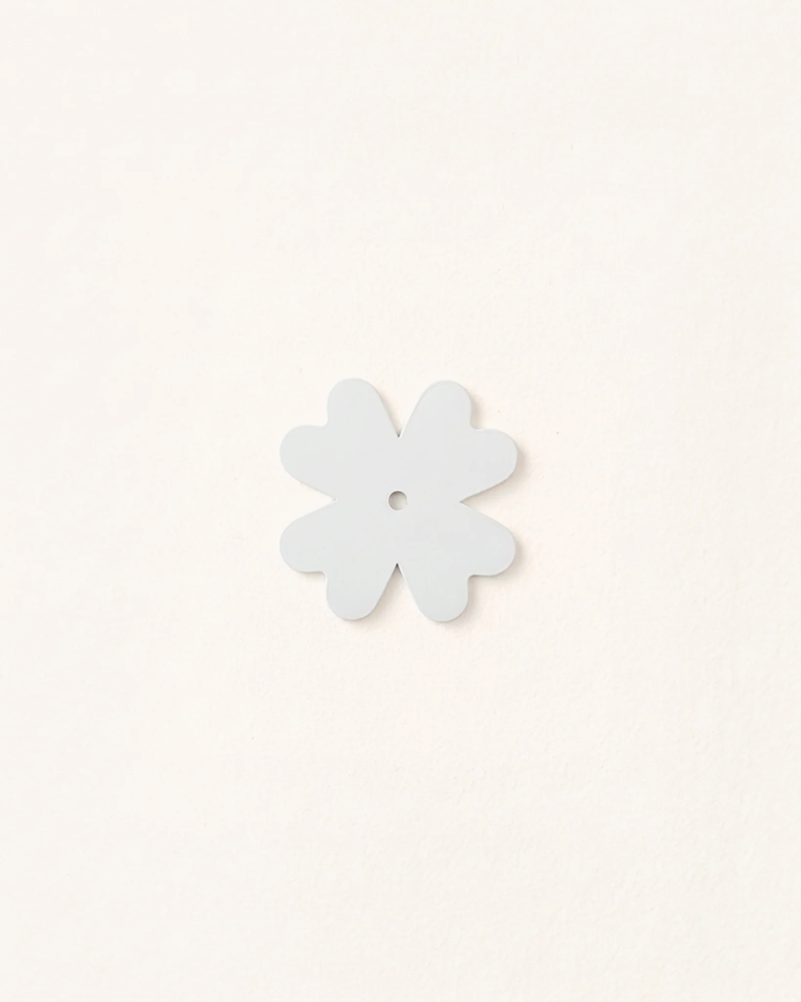 Clover Backplate, Paintable - Image 4