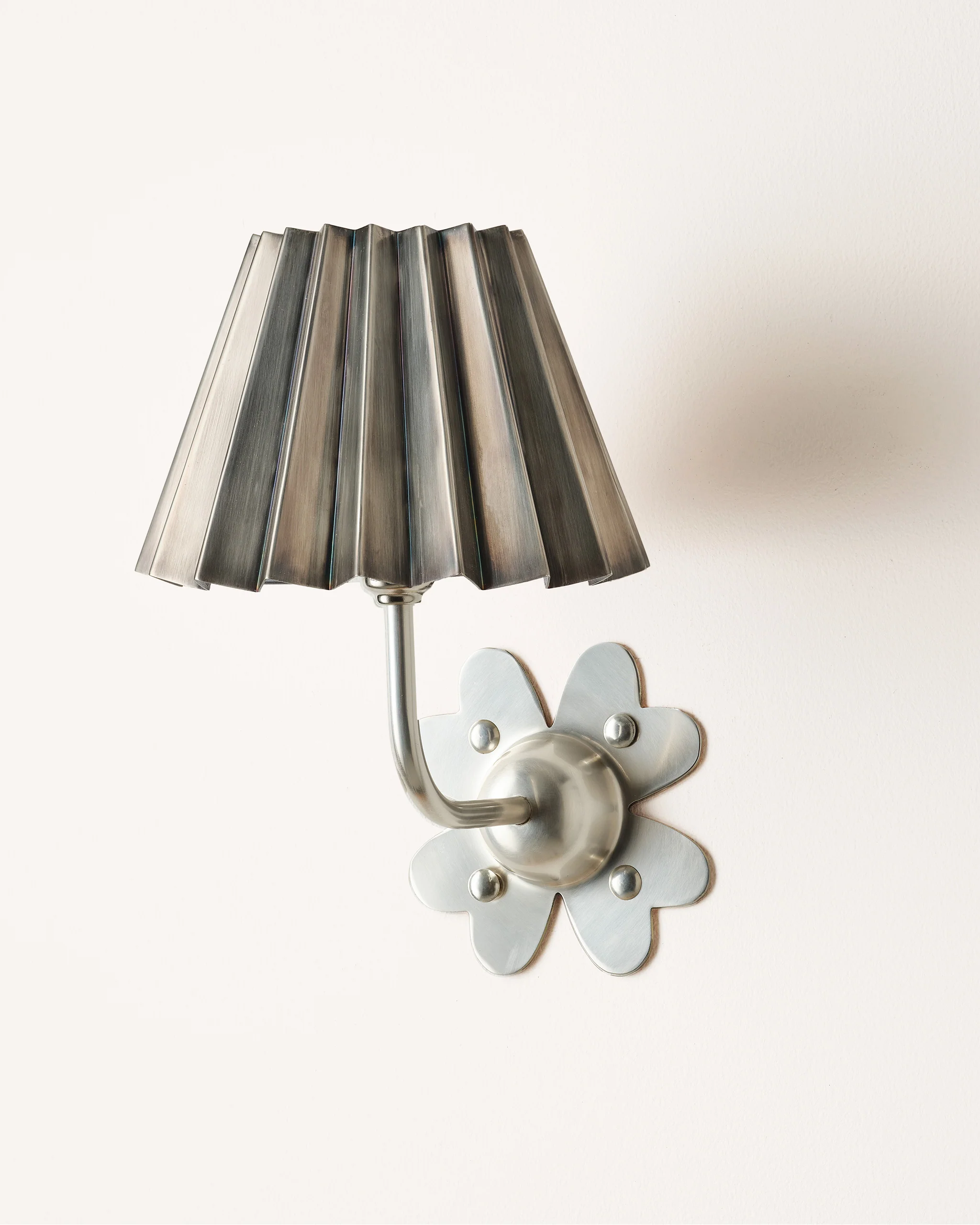 Clover Wall Light, Brushed Silver - Image 3