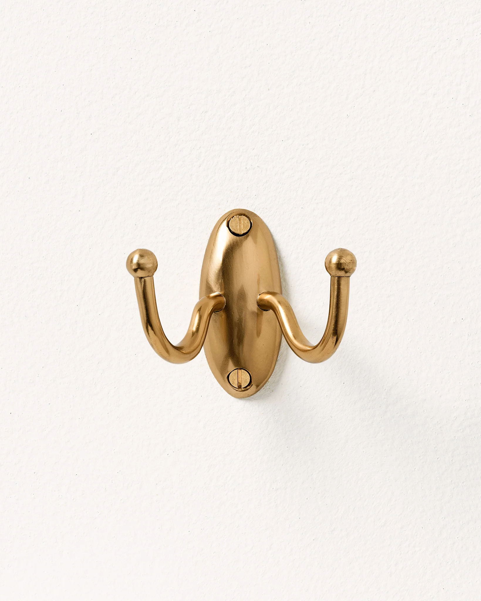 Tay Double Hook, Aged Brass - Image 3