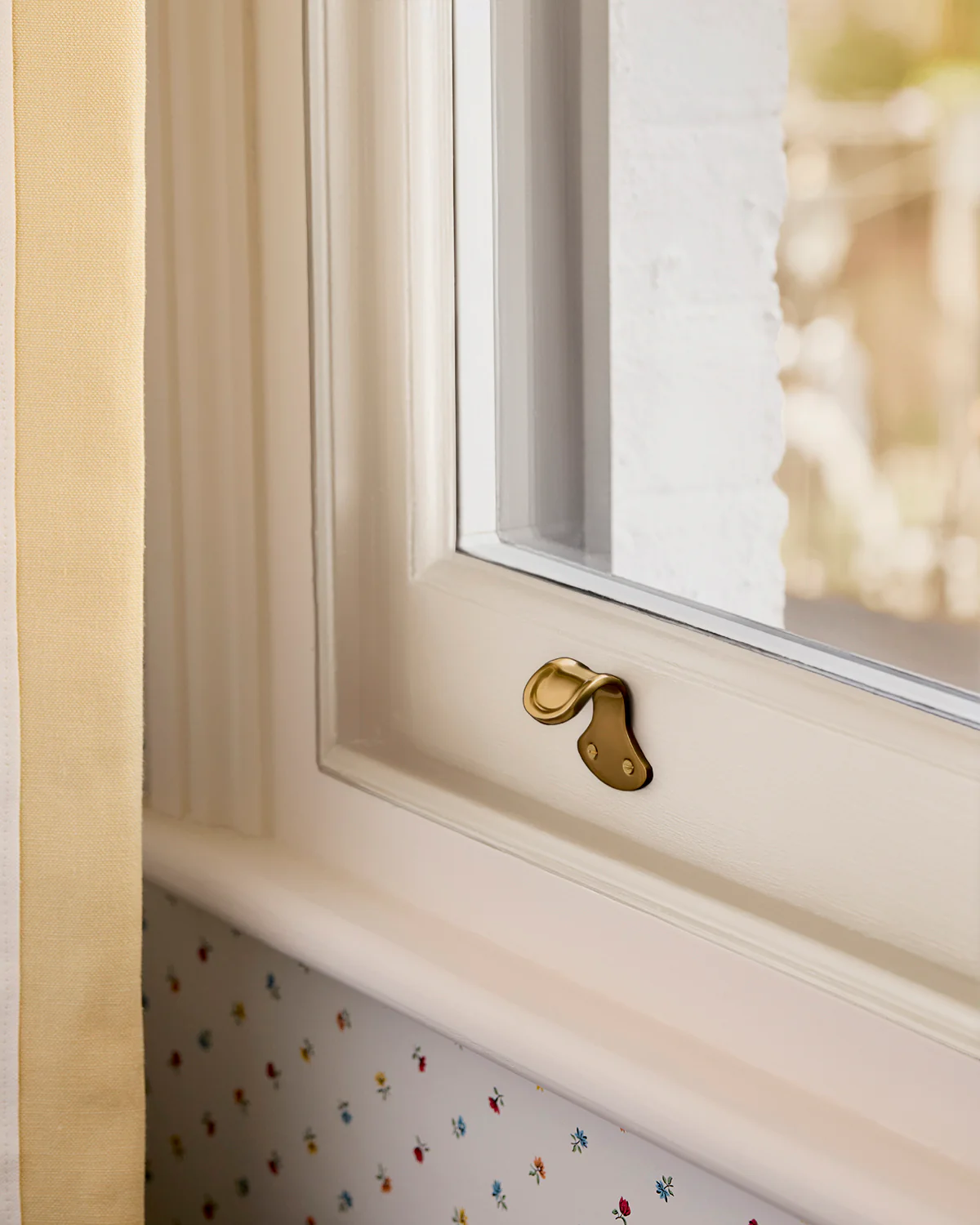 Tay Sash Window Lift, Aged Brass - Image 2